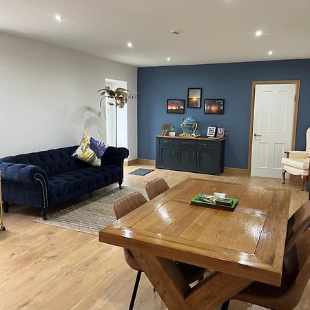 Unique Countryside Stay Dundrod エクステリア 写真